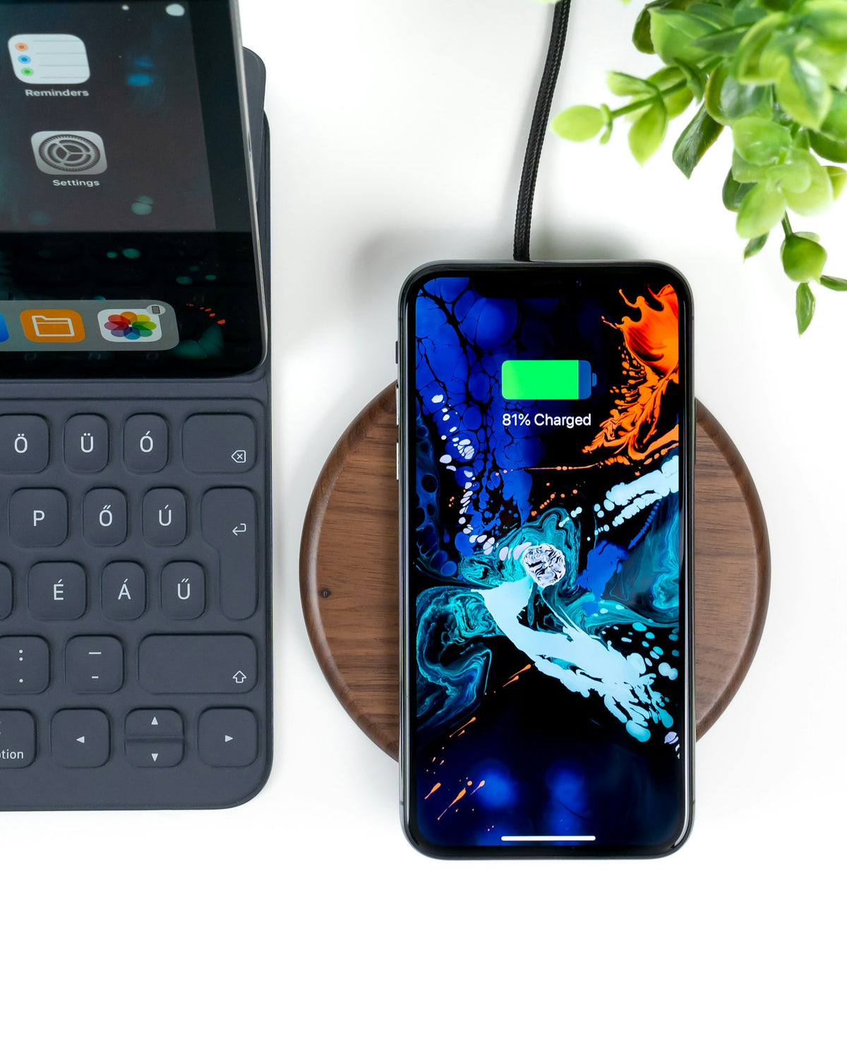 Magnetic Power Bank with Kickstand 10000mAh from Re-Techno Charge