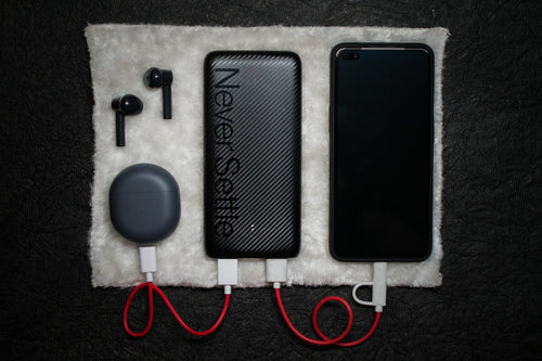 10000mAh Power Bank with Built In Cables from Re-Techno Charge