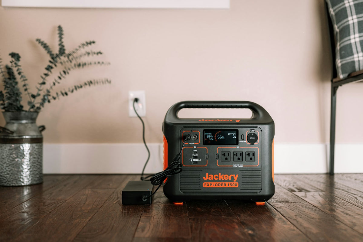 Portable Power Station 120Wh from Re-Techno Charge